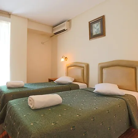 Nestorion 2* Athens