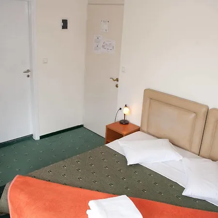 Nestorion Hotel 2*